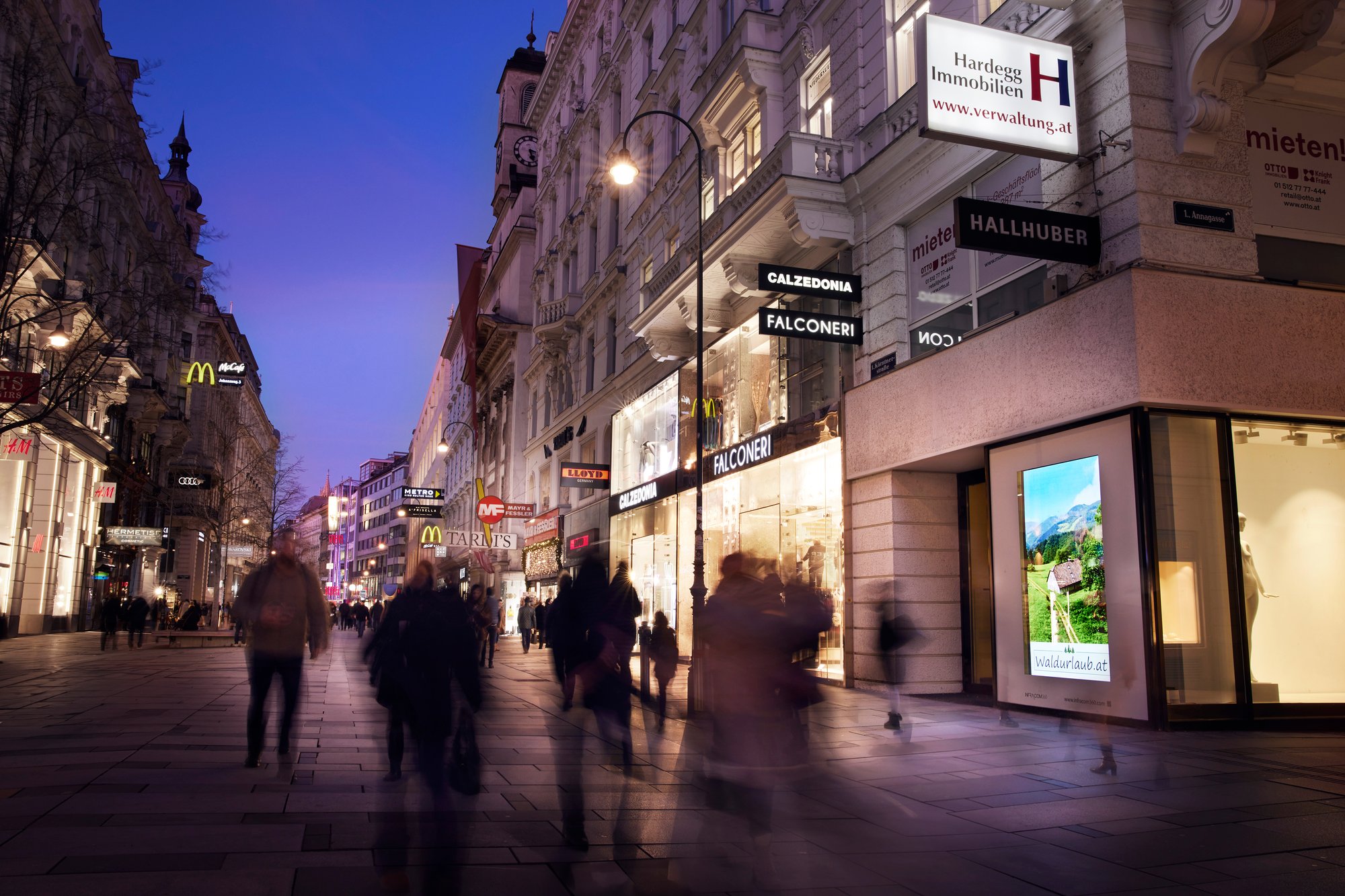 HIGH RES kärntnerstrasse 8112